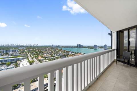 2000 Island Blvd 2409, Aventura FL - photo 8 of 26