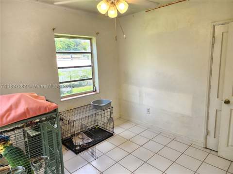 3521 E 8th Ave, Hialeah FL - photo 17 of 67