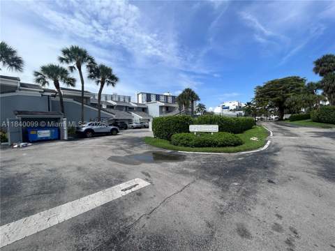 324 Poinciana Dr, Sunny Isles Beach FL - photo 9 of 74