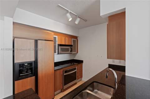 335 S Biscayne Blvd 3410, Miami FL - photo 15 of 68