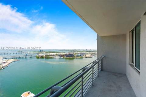 335 S Biscayne Blvd 3410, Miami FL - photo 8 of 68