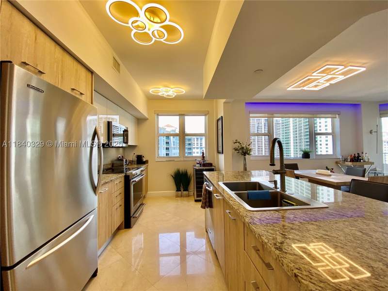 3 bedroom Condominium at 19900 E Country Club Dr 1220, Turnberry Village So Towe, Aventura — photo 4