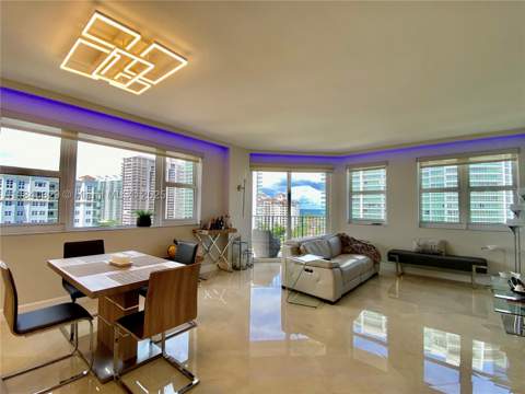 19900 E Country Club Dr 1220, Aventura FL - photo 7 of 24