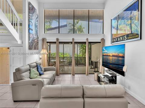 19200 NE 25th Ave 323C, Miami FL - photo 13 of 54