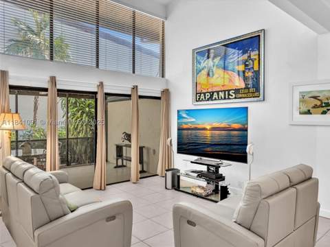 19200 NE 25th Ave 323C, Miami FL - photo 14 of 54