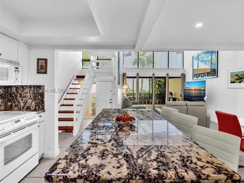 19200 NE 25th Ave 323C, Miami FL - photo 17 of 54