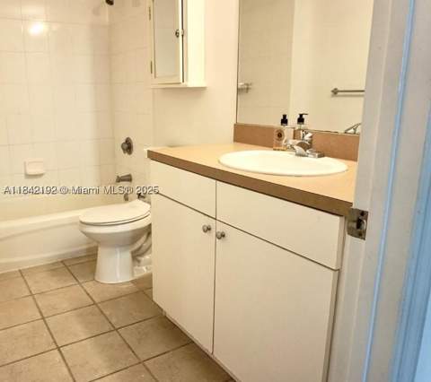 1250 S Miami Ave 2006, Miami FL - photo 12 of 22