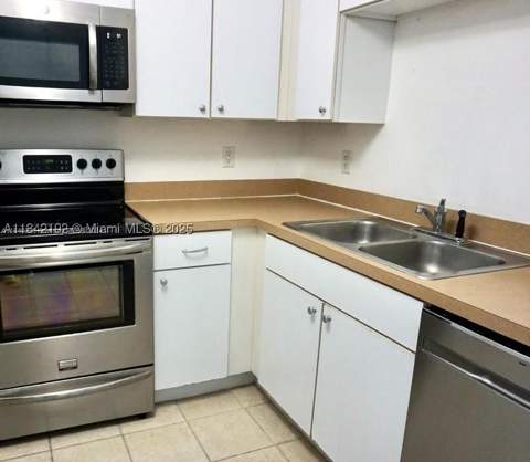 1250 S Miami Ave 2006, Miami FL - photo 19 of 22