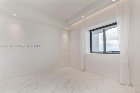 700 NE 24 St 5005, Miami FL - photo 20 of 31