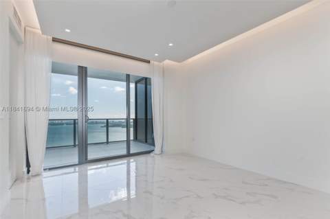 700 NE 24 St 5005, Miami FL - photo 8 of 31