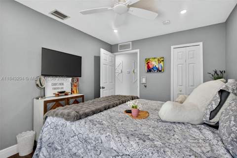 7291 NW 173rd Dr 100, Hialeah FL - photo 12 of 33