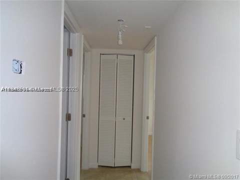 15205 NE 6th Ave D212, Miami FL - photo 13 of 22