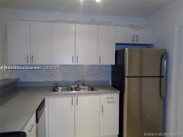 2 bedroom Condominium at 15205 NE 6th Ave D212, Ola Condo, Miami — photo 3