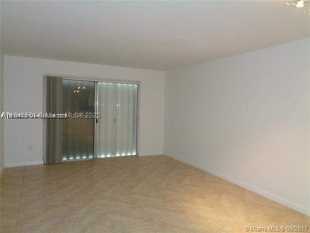 2 bedroom Condominium at 15205 NE 6th Ave D212, Ola Condo, Miami — photo 4
