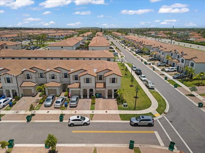 4 bedroom Townhouse at 24717 SW 119th Pl, Silver Palm Residential H, Homestead — photo 2