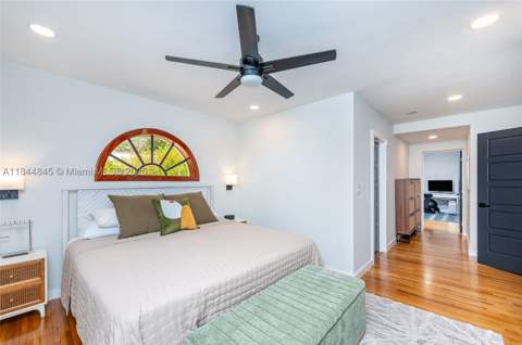 117 S Royal Poinciana Blvd, Miami Springs FL - photo 16 of 52