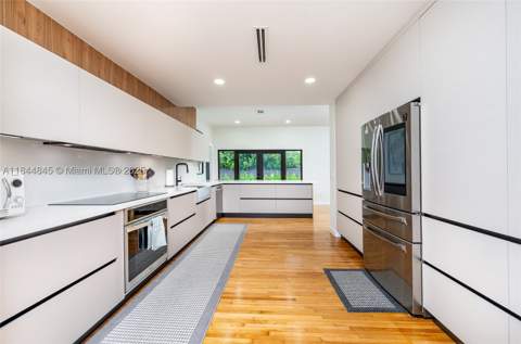 117 S Royal Poinciana Blvd, Miami Springs FL - photo 6 of 52
