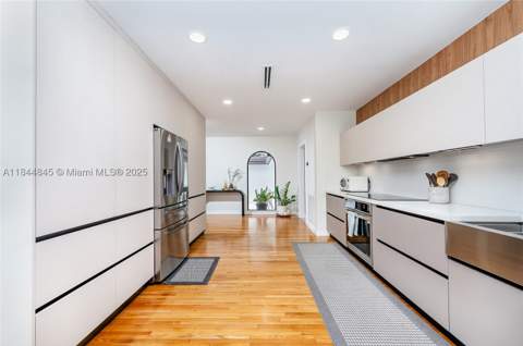 117 S Royal Poinciana Blvd, Miami Springs FL - photo 8 of 52