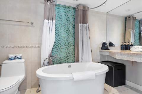1024 Ocean Dr A207, Miami Beach FL - photo 16 of 24