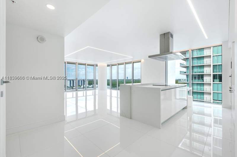 3 bedroom Condominium at 300 Sunny Isles Blvd 4-1808, Parque Towers Condo, Sunny Isles Beach — photo 5