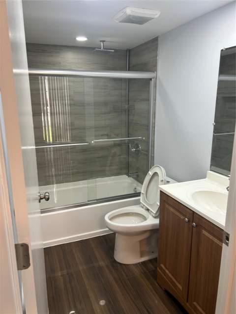 7035 NW 186th Street D-111, Hialeah FL - photo 10 of 16