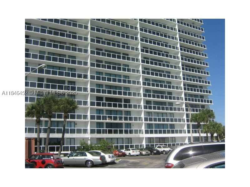 2 bedroom Condominium at 20515 E Country Club Dr 1449, Waterview Condo, Aventura — photo 3