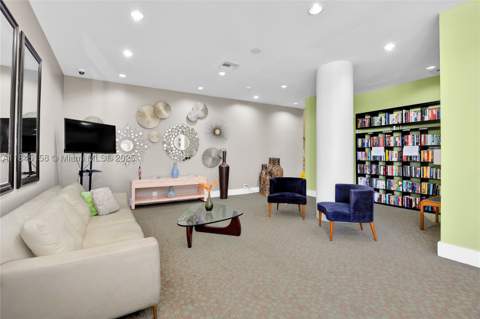 7441 Wayne Ave 15E, Miami Beach FL - photo 21 of 29