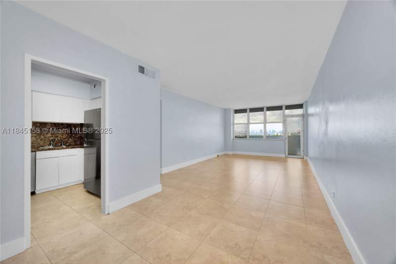 2 bedroom Condominium at 7441 Wayne Ave 15E, Parkview Point Condo, Miami Beach — photo 3
