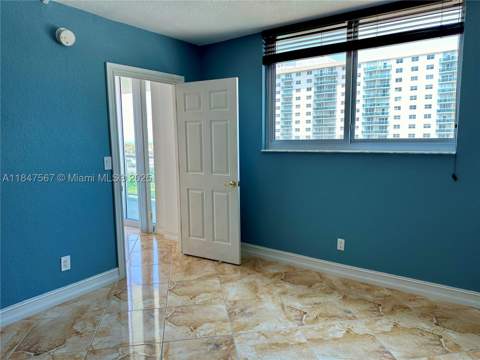 19380 Collins Ave 802, Sunny Isles Beach FL - photo 23 of 44