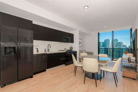 398 NE 5th St 4417, Miami FL - photo 11 of 39