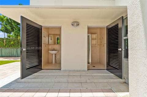 5045 SW 67th Ave, South Miami FL - photo 19 of 55