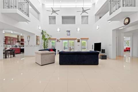 5045 SW 67th Ave, South Miami FL - photo 6 of 55