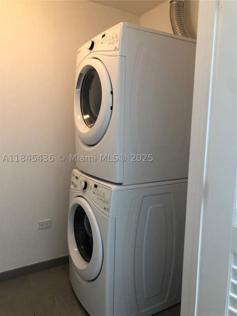 88 SW 7th St 2603, Miami FL - photo 18 of 49