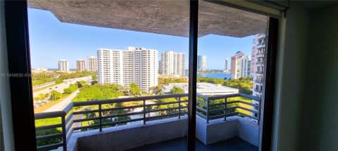 3300 NE 191 st 1207, Aventura FL - photo 10 of 43