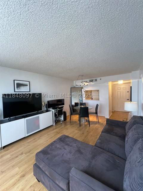 540 Brickell Key Dr 1524, Miami FL - photo 10 of 46