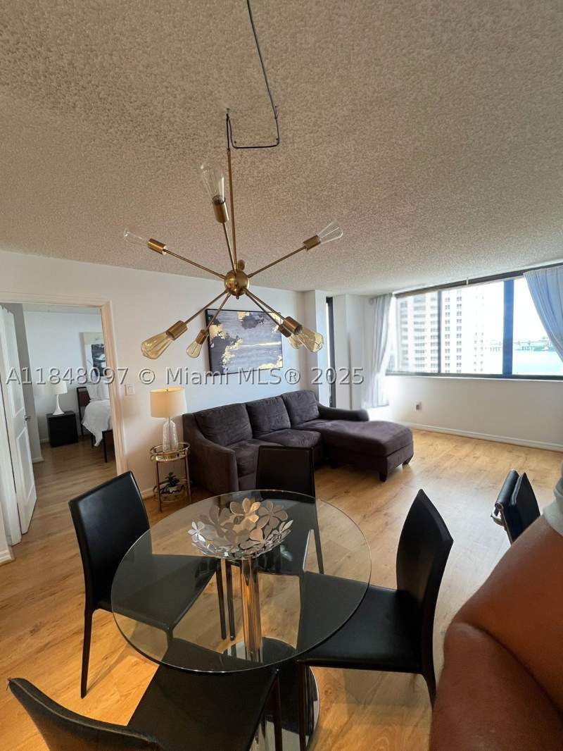 1 bedroom Condominium at 540 Brickell Key Dr 1524, Brickell Key II Condo, Miami — photo 2