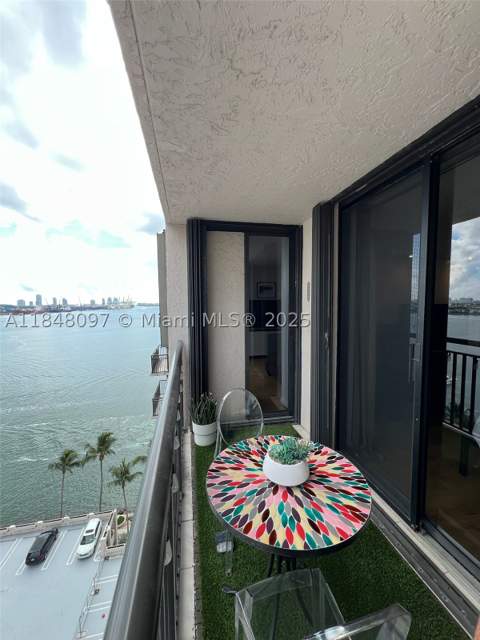 540 Brickell Key Dr 1524, Miami FL - photo 20 of 46