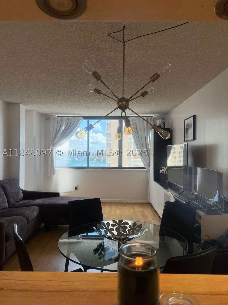 1 bedroom Condominium at 540 Brickell Key Dr 1524, Brickell Key II Condo, Miami — photo 3