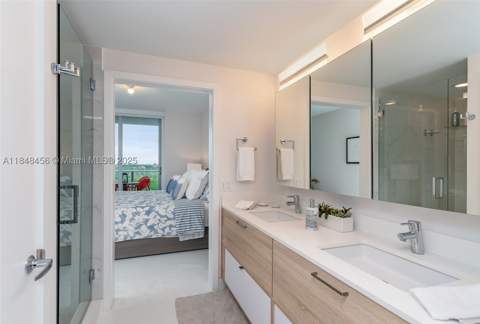 16385 Biscayne Blvd 1503 +2Parking, North Miami Beach FL - photo 20 of 64