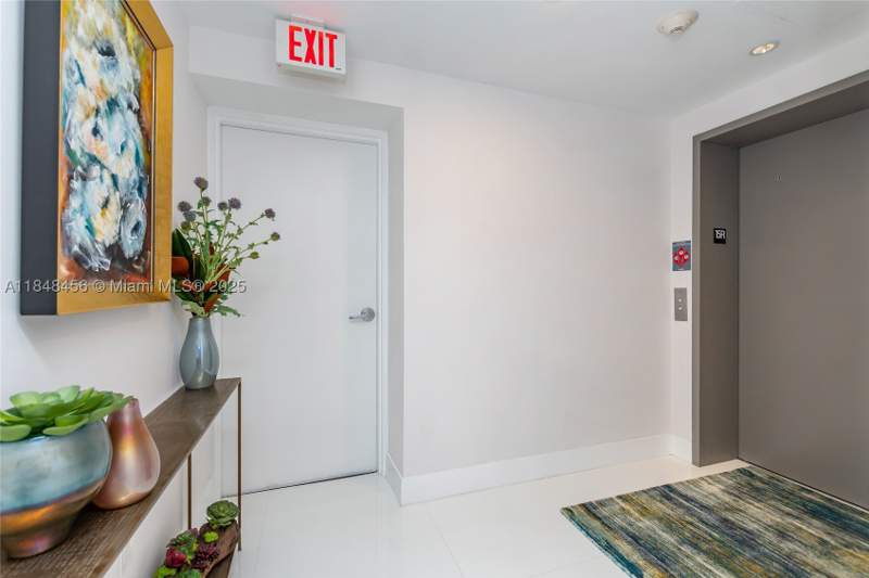 2 bedroom Condominium at 16385 Biscayne Blvd 1503 +2Parking, The Harbour North Condo, North Miami Beach — photo 3