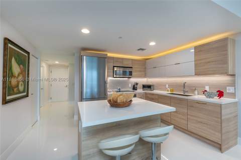 16385 Biscayne Blvd 1503 +2Parking, North Miami Beach FL - photo 7 of 64