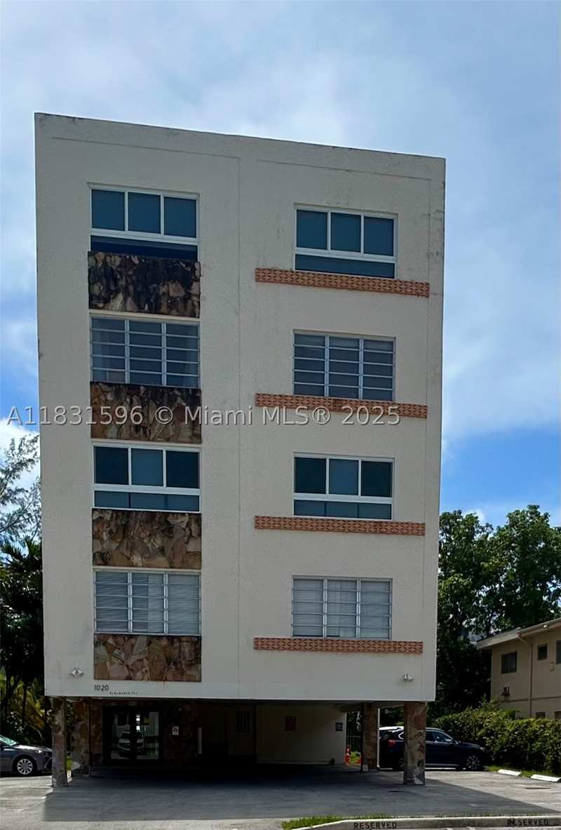 1 bedroom Condominium at 1020 94th St 202, Chatillon Hall Condominiu, Bay Harbor Islands — photo 1