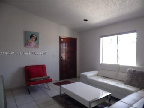 1695 W 6th Ave, Hialeah FL - photo 11 of 17