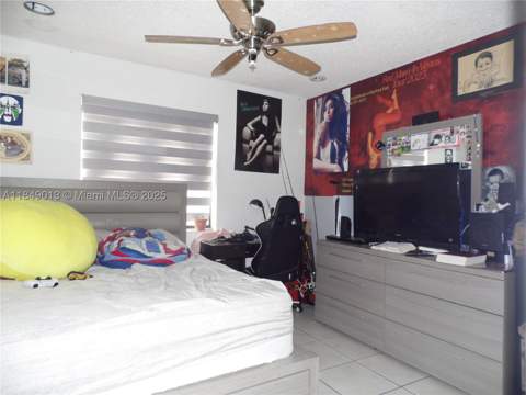 1695 W 6th Ave, Hialeah FL - photo 14 of 17