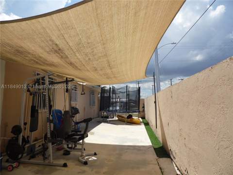 1695 W 6th Ave, Hialeah FL - photo 17 of 17