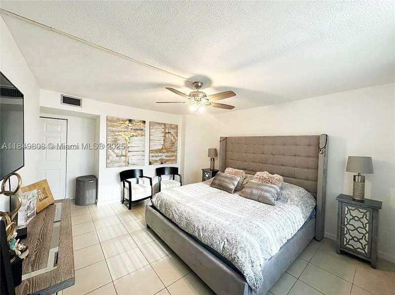 2 bedroom Condominium at 2750 NE 183rd St 1404, Commodore Plaza Condo, Aventura — photo 4