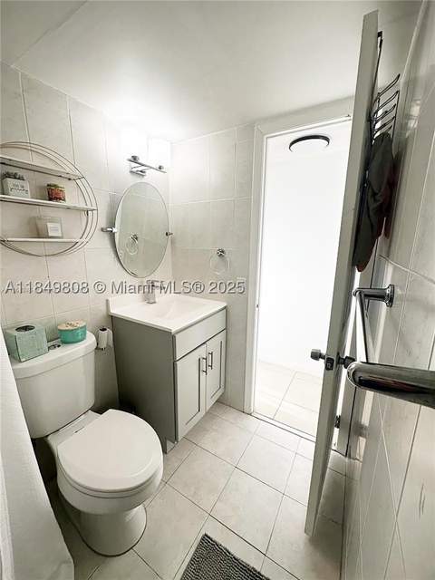 2750 NE 183rd St 1404, Aventura FL - photo 6 of 14
