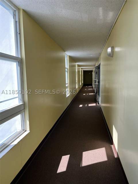 9682 Fontainebleau Blvd 401, Miami FL - photo 11 of 34