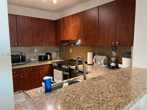 9682 Fontainebleau Blvd 401, Miami FL - photo 17 of 34