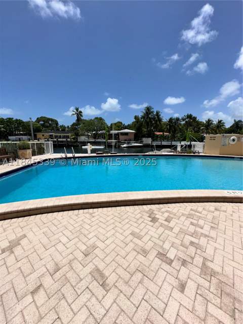 2020 NE 135th St 807, North Miami FL - photo 15 of 22